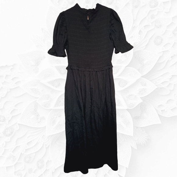 GAP Dresses & Skirts - Gap‎ Black Cotton Puff Sleeved Midi DressSize Medium